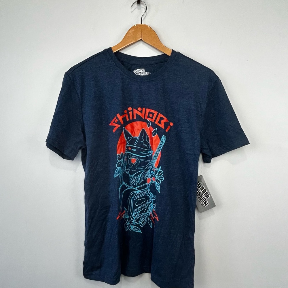 UNDER DISGUISE Graphic T-Shirt M